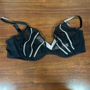 Victoria's Secret Very Sexy Lace Low Cut Demi Bedazzled Bra Black 36C